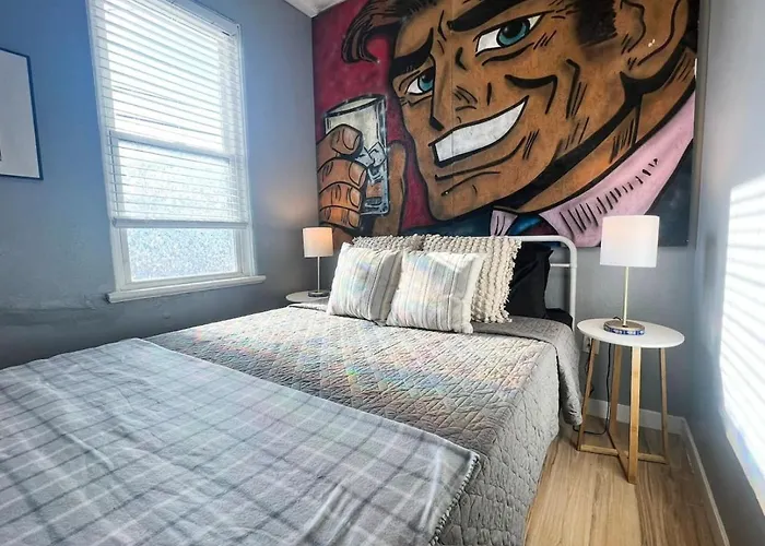 Holiday home Spacious 2br Sleeps Up To 6 Art Inspired And Affordable Pittsburgh